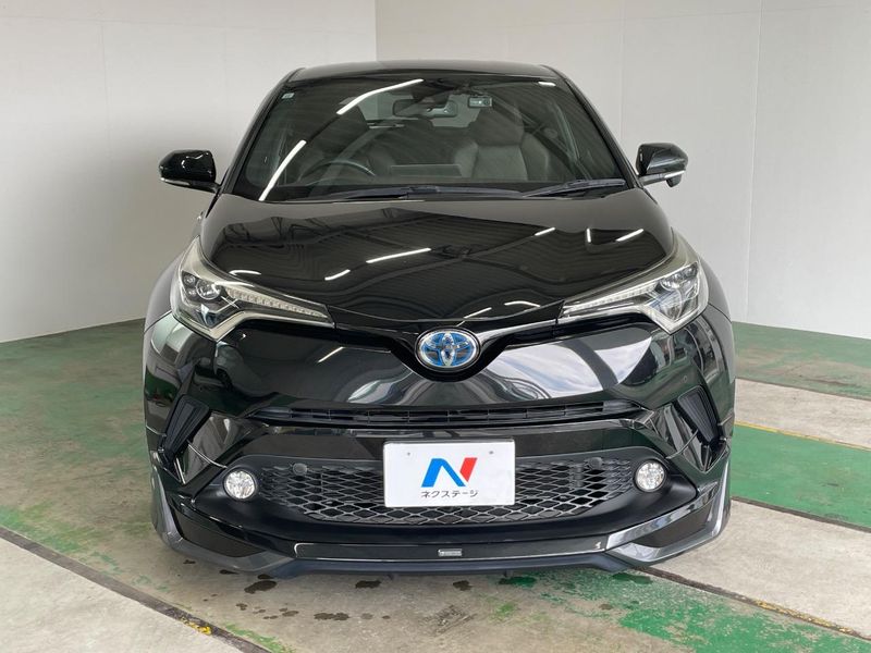 2018 Toyota C-HR DAA-ZYX10 (UW-6aa616fa6ef1c)[4]