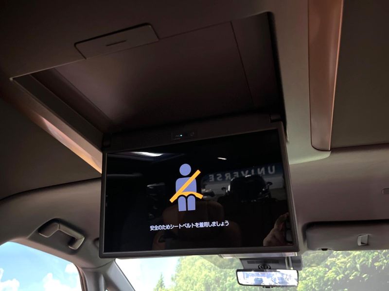2025 Toyota Vellfire Hybrid 6AA-AAHH40W (UW-6aa76402386a0)[24]