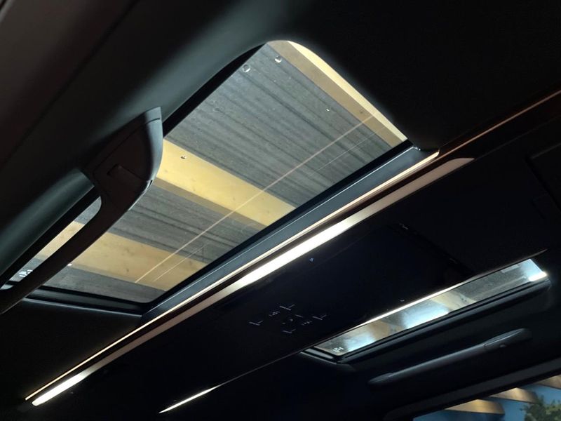 2025 Toyota Vellfire Hybrid 6AA-AAHH40W (UW-6aa76402386a0)[22]