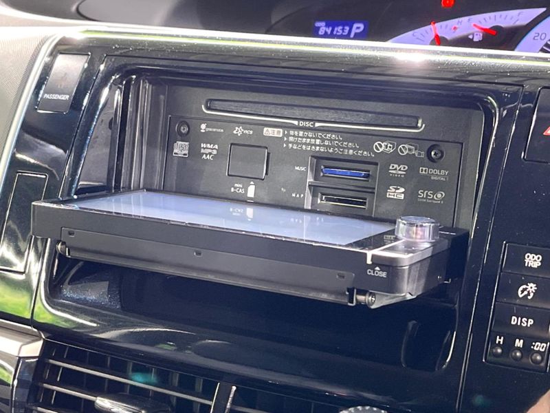 2013 Toyota Estima DBA-ACR50W (UW-6aa7640f97671)[27]