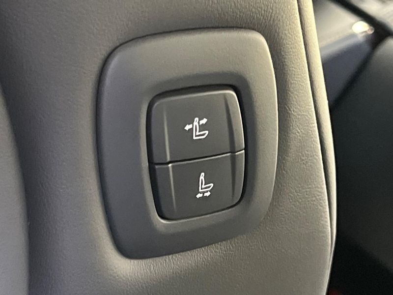 2025 Toyota Alphard 3BA-AGH40W (UW-6aa7643195396)[25]