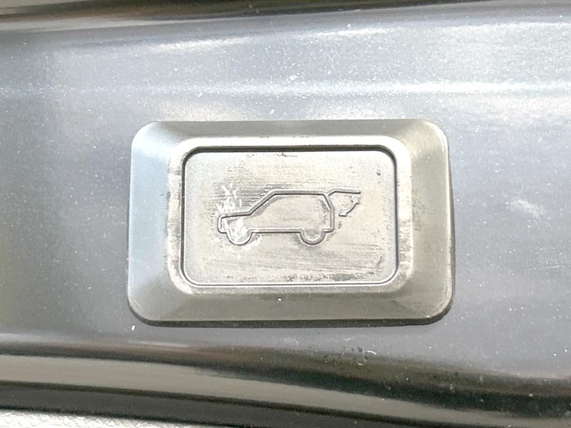 2020 Toyota RAV4 6AA-AXAH54 (UW-6aa76440c0759)[15]
