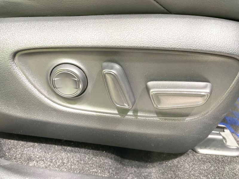 2020 Toyota Harrier Hybrid 6AA-AXUH80 (UW-6aa7644b56685)[14]