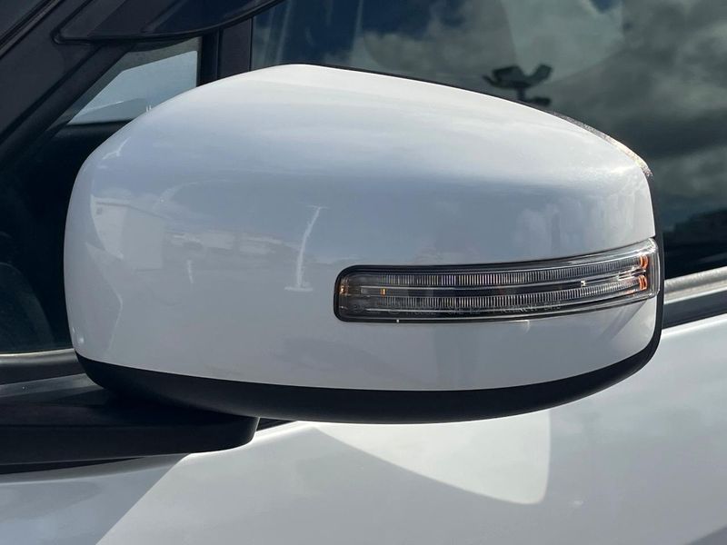 2022 Mitsubishi eK Cross 5AA-B34W (UW-6aa764829bb78)[15]