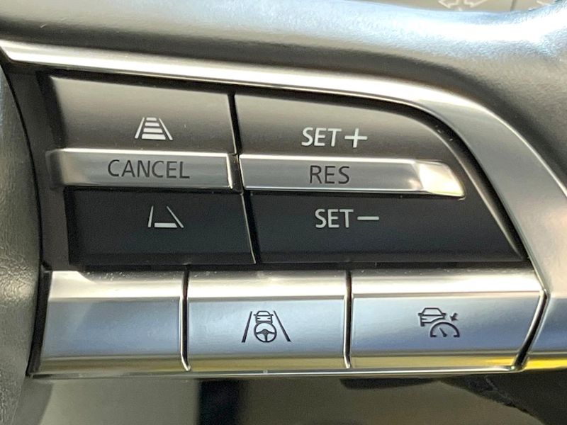 2020 Mazda CX-30 5BA-DMEP (UW-6aa764cc6c917)[20]
