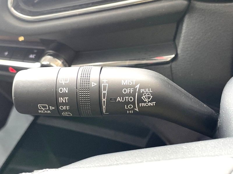 2020 Mazda CX-30 5BA-DMEP (UW-6aa764cd05eff)[11]