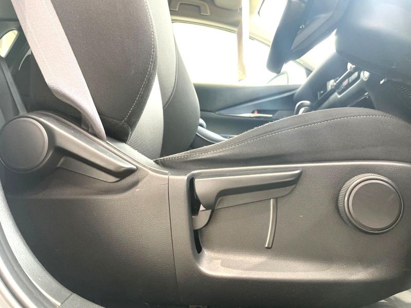 2020 Mazda CX-30 5BA-DMEP (UW-6aa764cd05eff)[2]