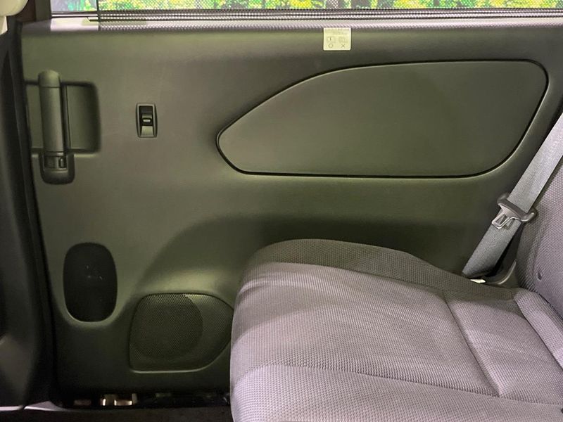 2017 Nissan Serena DAA-GC27 (UW-6aa764f3d0a01)[14]