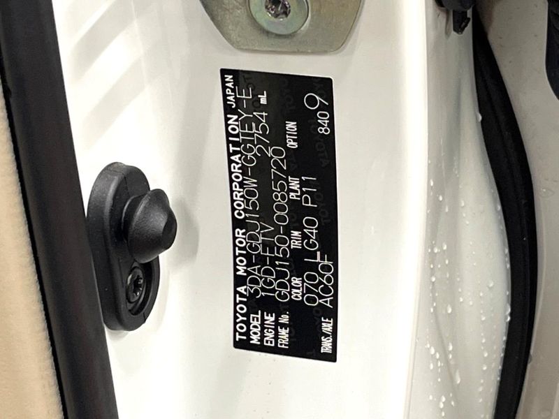 2023 Toyota Land Cruiser Prado 3DA-GDJ150W (UW-6aa764f7d28e8)[1]
