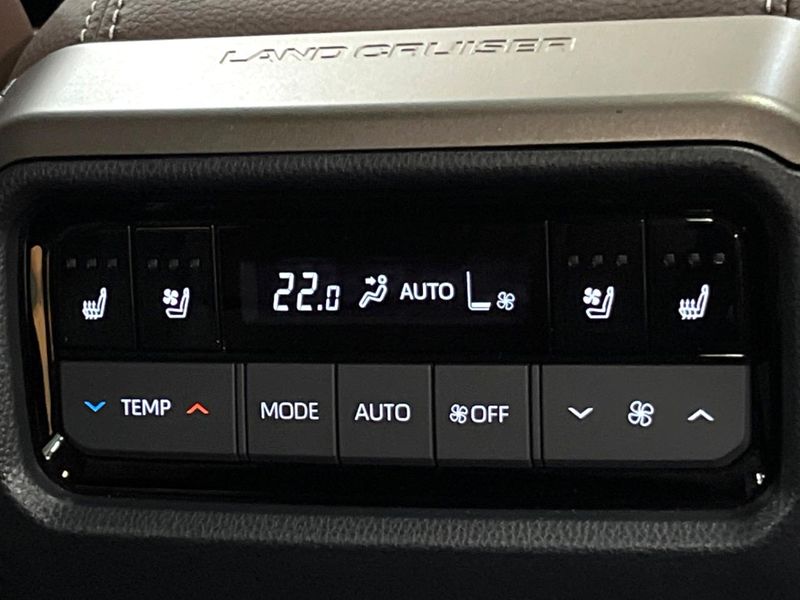 2024 Toyota Land Cruiser 250 3DA-GDJ250W (UW-6aa764f84ad59)[16]