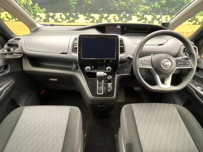 2019 Nissan Serena DAA-GFC27 (UW-6aa7650799389)[24]
