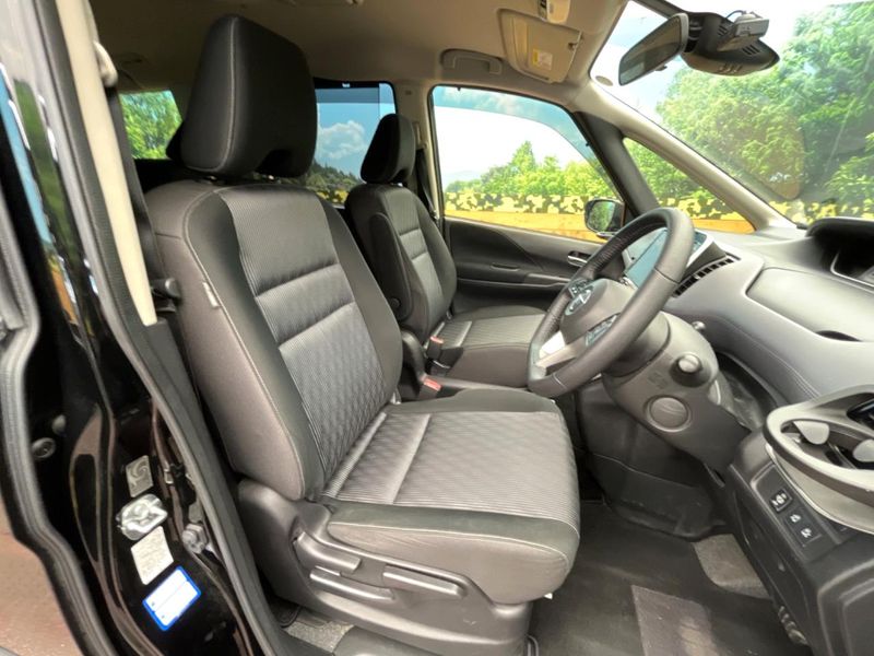 2019 Nissan Serena DAA-GFC27 (UW-6aa7650799389)[27]