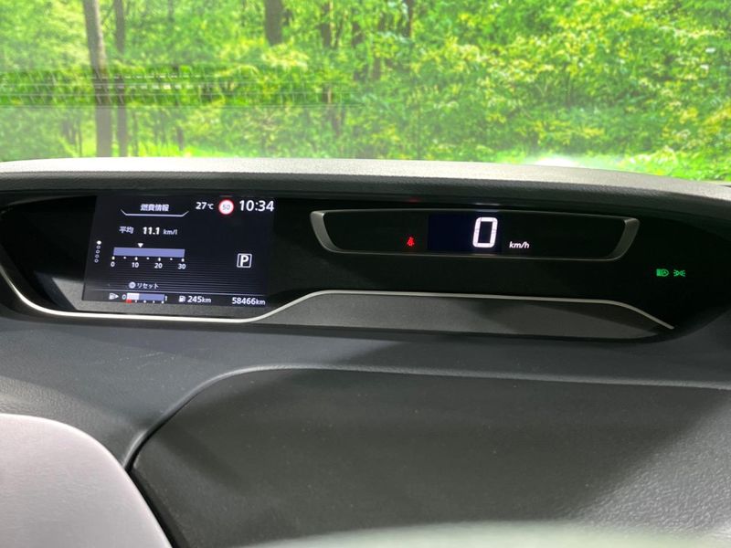 2021 Nissan Serena 5AA-GFC27 (UW-6aa7650910f3b)[21]