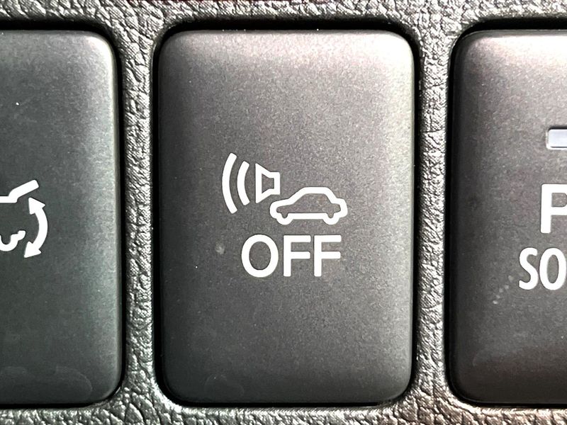 2019 Mitsubishi OUTLANDER PHEV 5LA-GG3W (UW-6aa76513732eb)[11]
