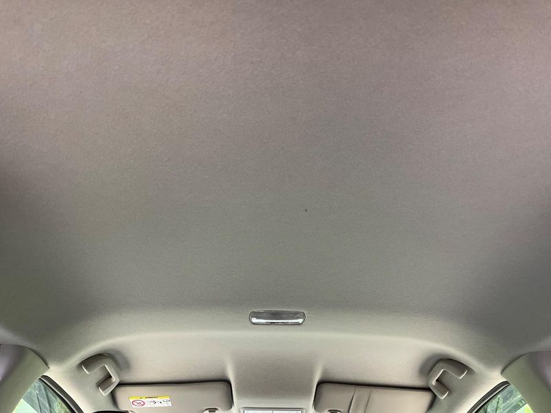 2019 Honda Fit Hybrid DAA-GP6 (UW-6aa76520ab8ae)[6]