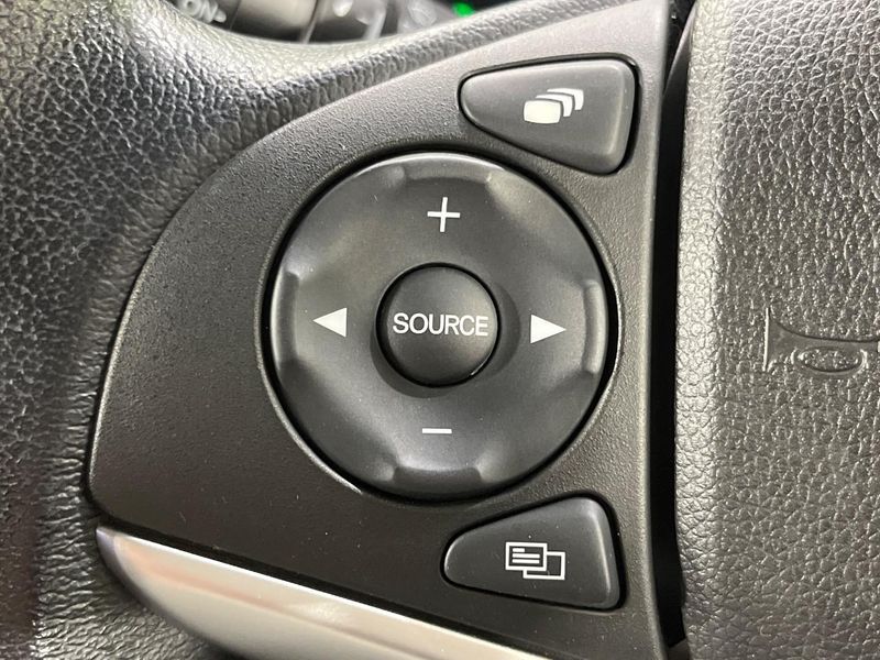 2019 Honda Fit Hybrid DAA-GP6 (UW-6aa76520ab8ae)[23]