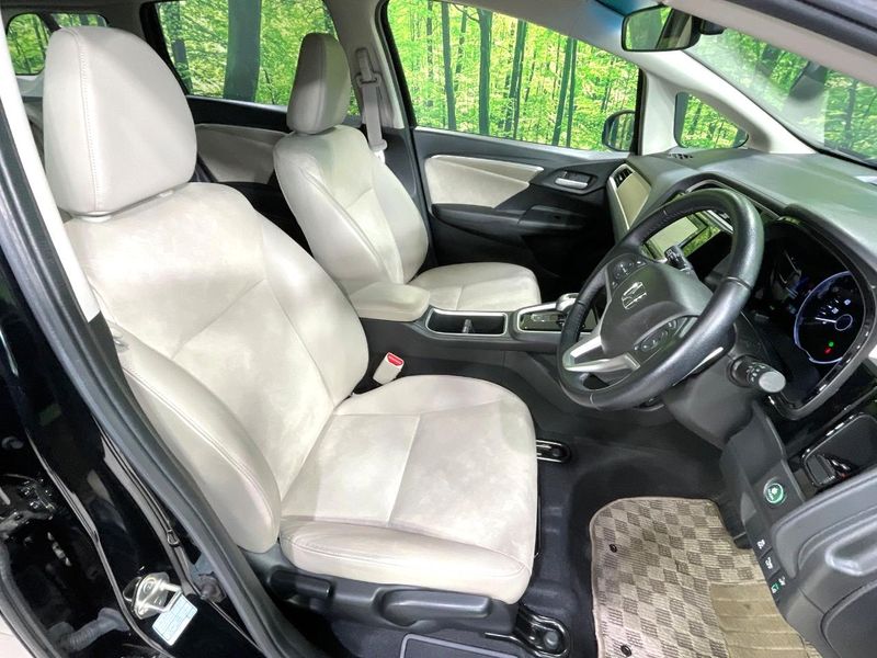 2017 Honda SHUTTLE DAA-GP7 (UW-6aa7652378333)[25]