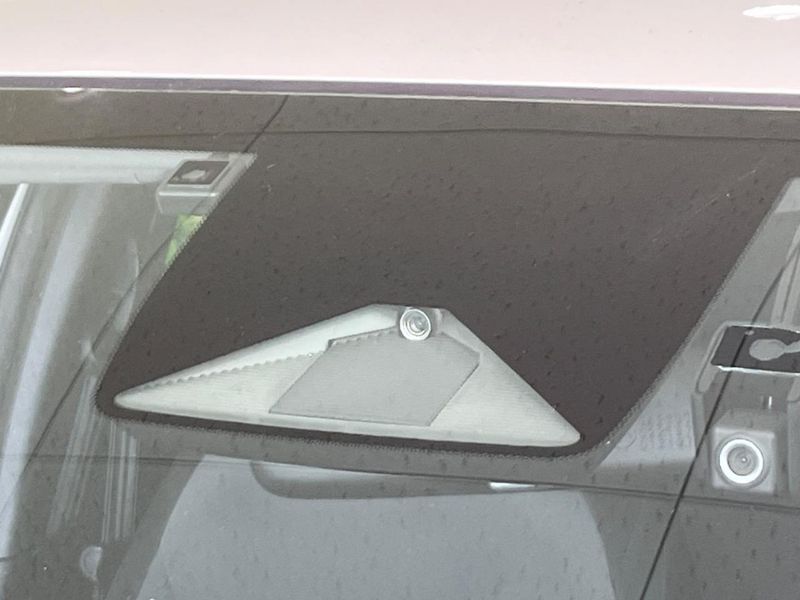 2022 Honda Fit 6AA-GR3 (UW-6aa76525b4fec)[4]