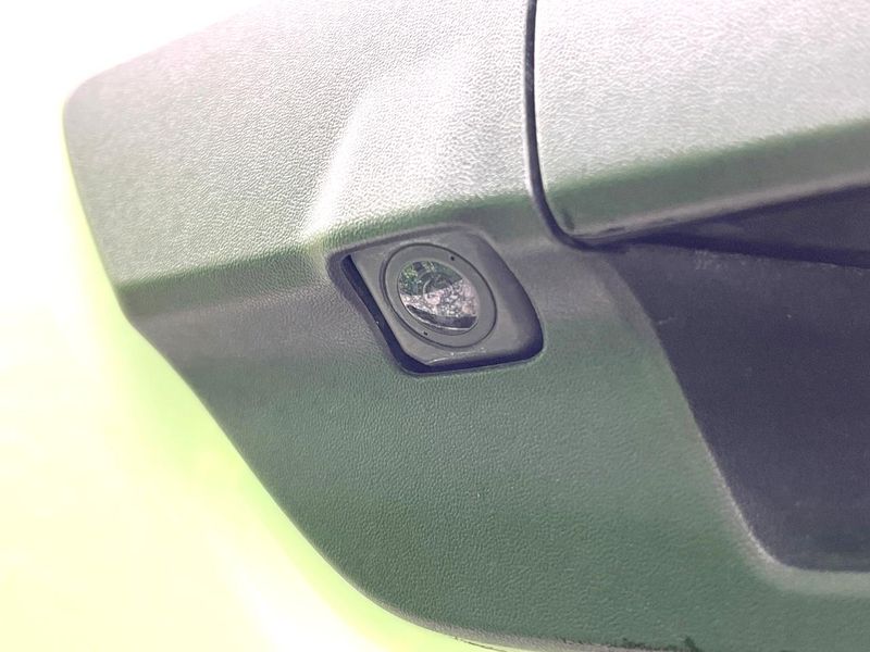 2022 Toyota Hilux 3DF-GUN125 (UW-6aa76536767d1)[13]