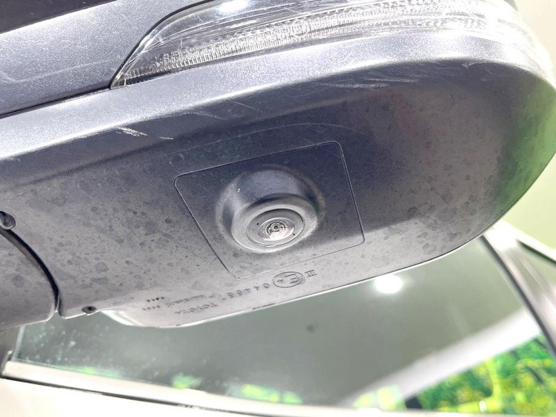 2022 Toyota Hilux 3DF-GUN125 (UW-6aa76536767d1)[14]