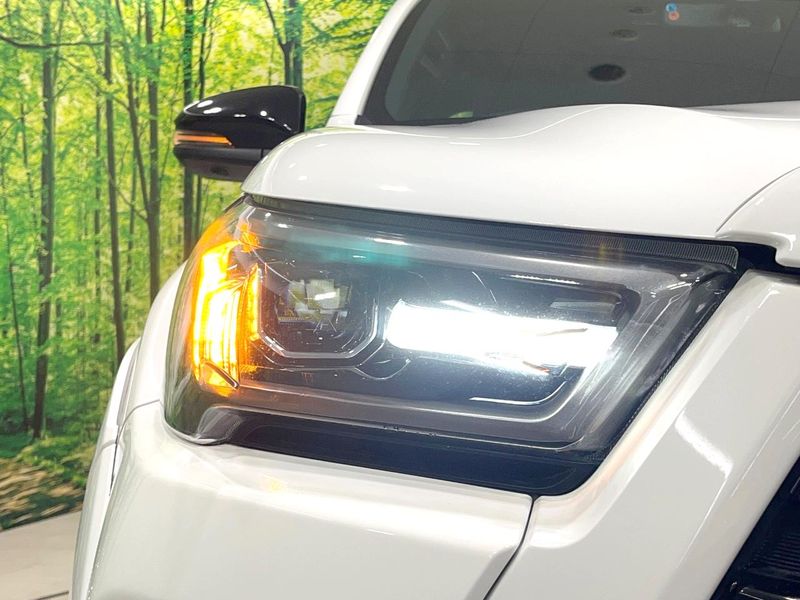2022 Toyota Hilux 3DF-GUN125 (UW-6aa76536767d1)[18]