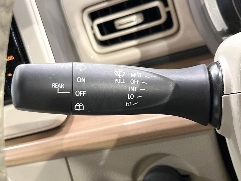 2017 Suzuki ALTO Lapin DBA-HE33S (UW-6aa76552c05f8)[28]