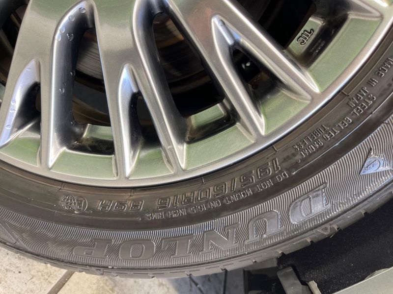 2018 Nissan Serena DAA-HFC27 (UW-6aa7655d26626)[21]