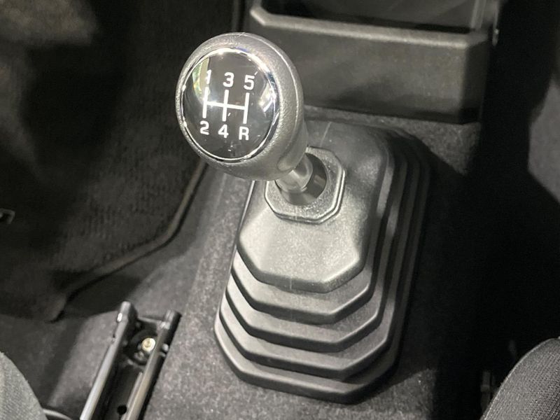 2023 Suzuki Jimny 3BA-JB64W (UW-6aa7656e60ab3)[23]