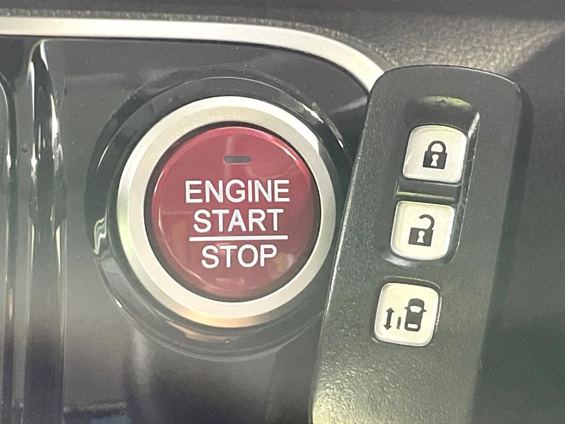 2016 Honda N-BOX DBA-JF1 (UW-6aa7658391312)[25]