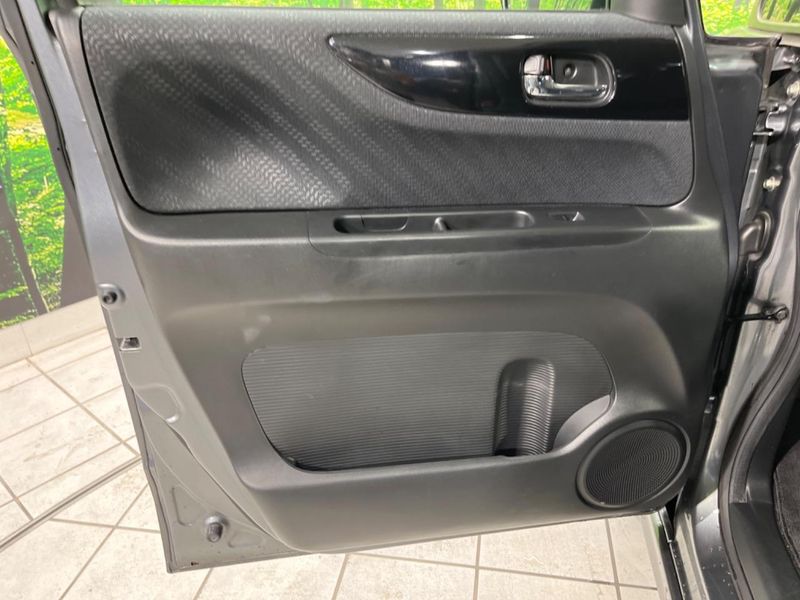 2014 Honda N-BOX CUSTOM DBA-JF1 (UW-6aa7658635f79)[22]