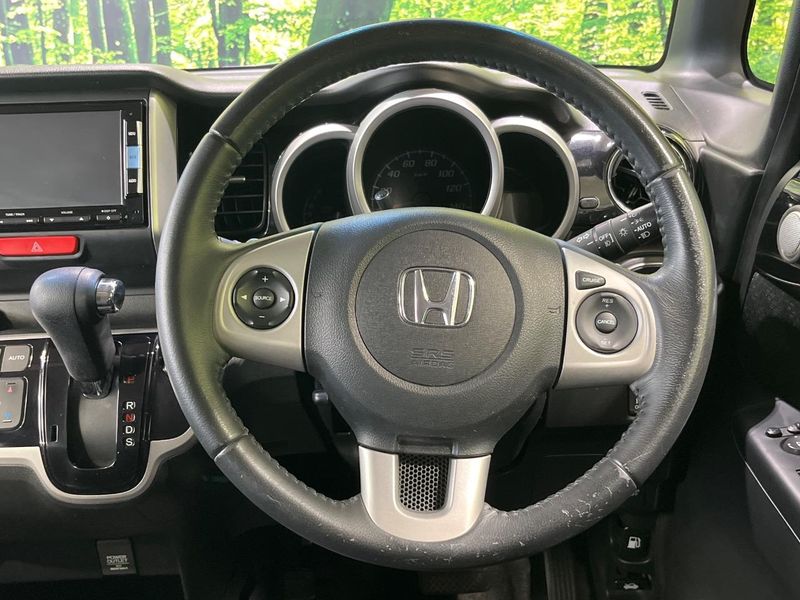 2014 Honda N-BOX CUSTOM DBA-JF1 (UW-6aa76586cf0dc)[8]