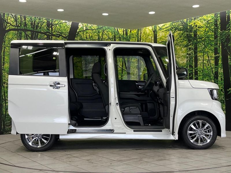 2021 Honda N-BOX CUSTOM 6BA-JF4 (UW-6aa765ae88645)[21]