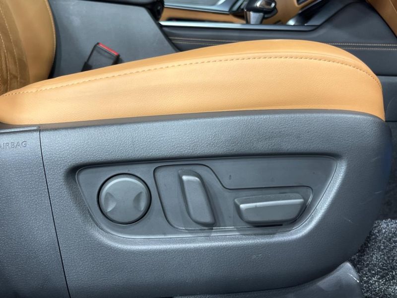 2024 Mazda CX-80 3CA-KL3R3P (UW-6aa765ef3d799)[29]