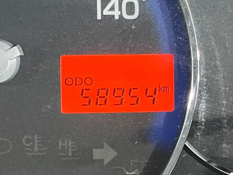 2012 Toyota Pixis Space DBA-L575A (UW-6aa765f894b87)[2]