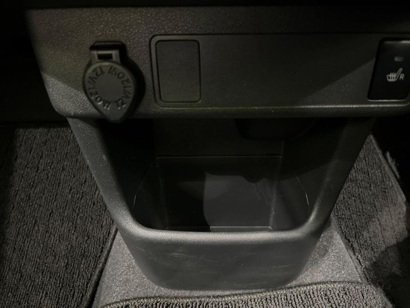 2017 Toyota Passo DBA-M710A (UW-6aa766557734c)[29]