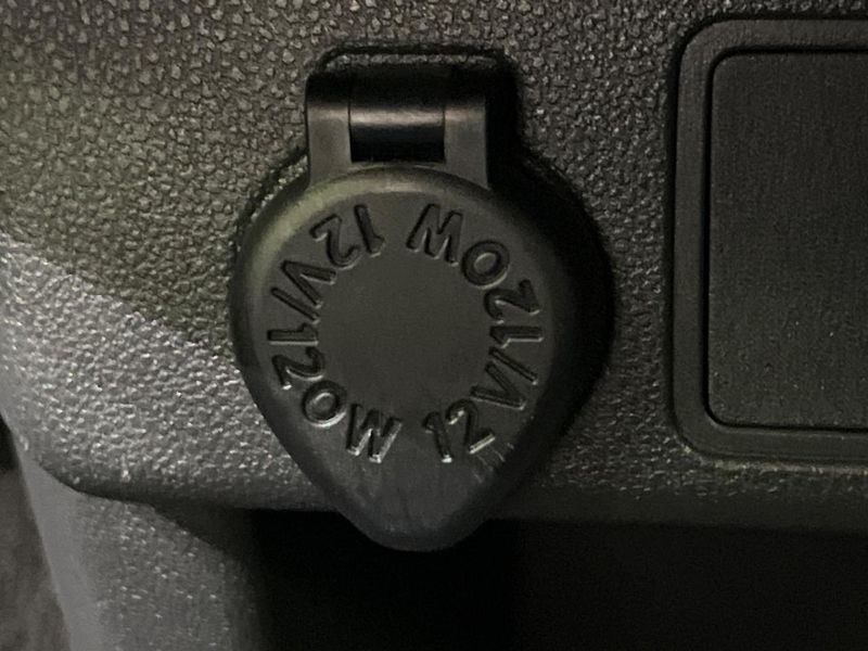 2017 Toyota Passo DBA-M710A (UW-6aa766557734c)[28]