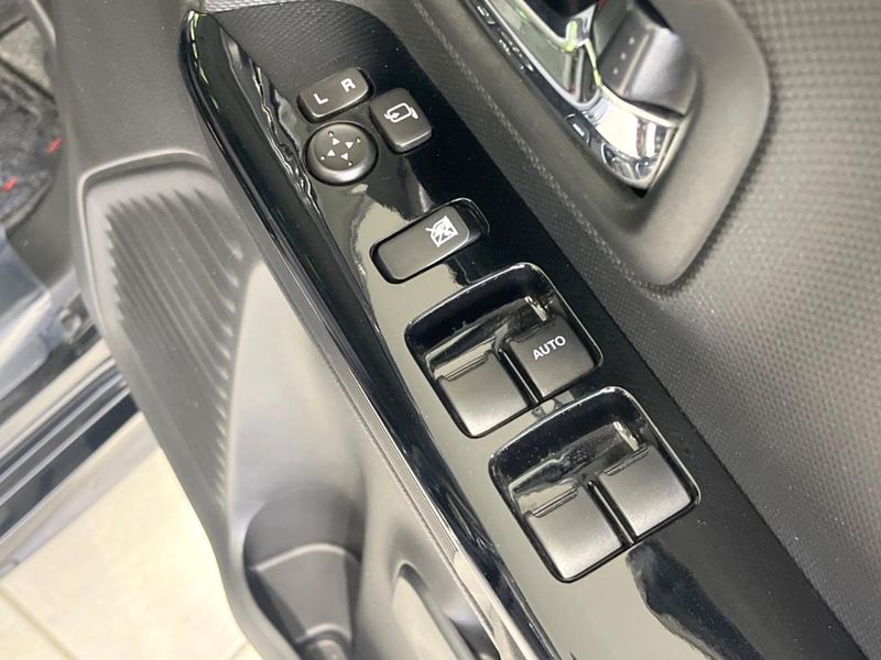 2018 Suzuki Spacia Custom DAA-MK53S (UW-6aa766a7258e3)[27]