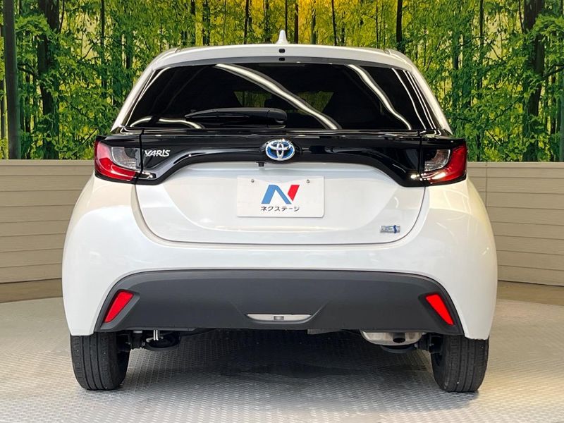 2023 Toyota Yaris 6AA-MXPH10 (UW-6aa766f599162)[22]