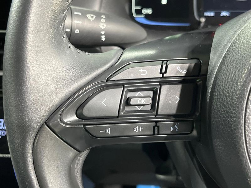2023 Toyota Aqua 6AA-MXPK11 (UW-6aa7670656205)[9]