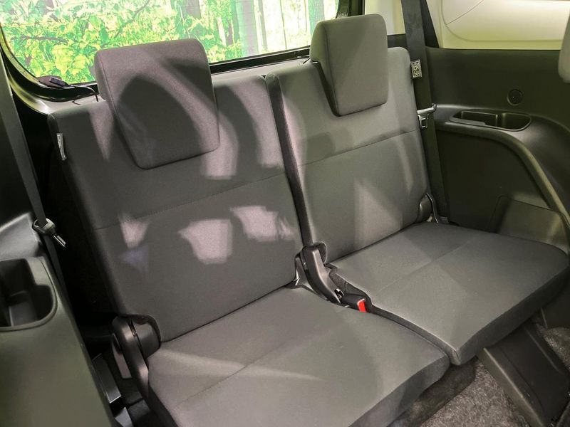 2023 Toyota Sienta 6AA-MXPL10G (UW-6aa7670ca4a65)[15]