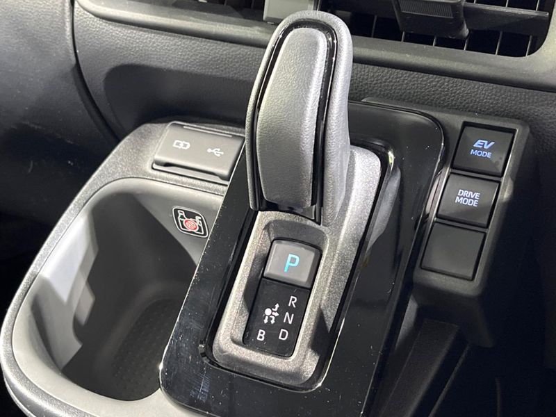 2024 Toyota Sienta 6AA-MXPL10G (UW-6aa7670f66d7e)[25]