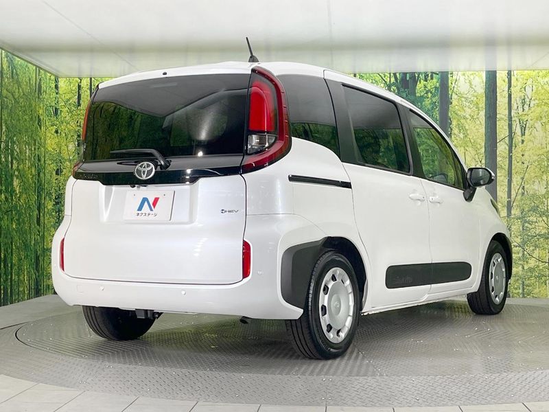 2024 Toyota Sienta 6AA-MXPL10G (UW-6aa76710d77bc)[22]