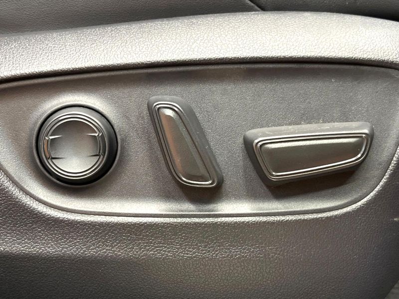 2021 Toyota Harrier 6BA-MXUA80 (UW-6aa7671ad7724)[21]