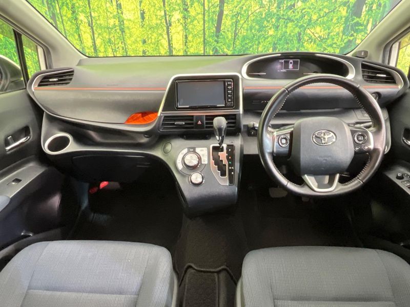 2017 Toyota Sienta DBA-NCP175G (UW-6aa7673b534b2)[27]
