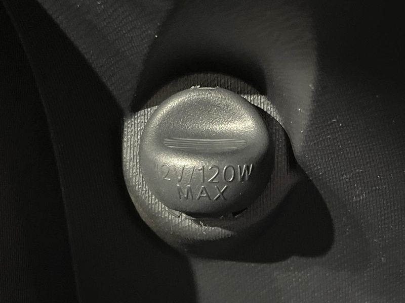 2019 Toyota Aqua DAA-NHP10 (UW-6aa7674421ec9)[17]