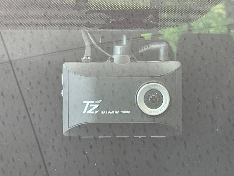 2016 Toyota Sienta DBA-NSP170G (UW-6aa7675a342fd)[12]