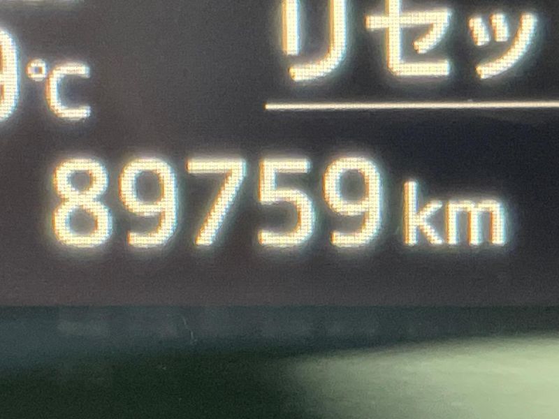 2016 Toyota Sienta DBA-NSP170G (UW-6aa7675a342fd)[2]