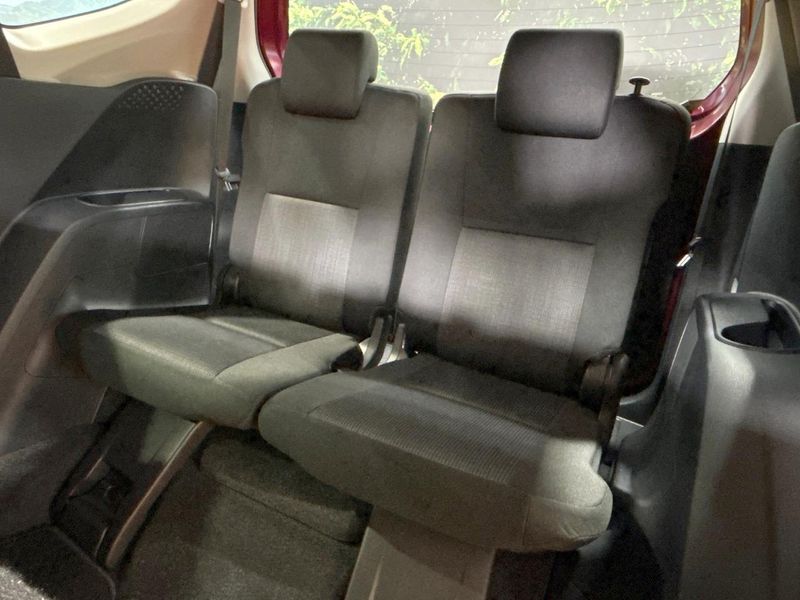 2019 Toyota Sienta DBA-NSP170G (UW-6aa7675dda199)[27]