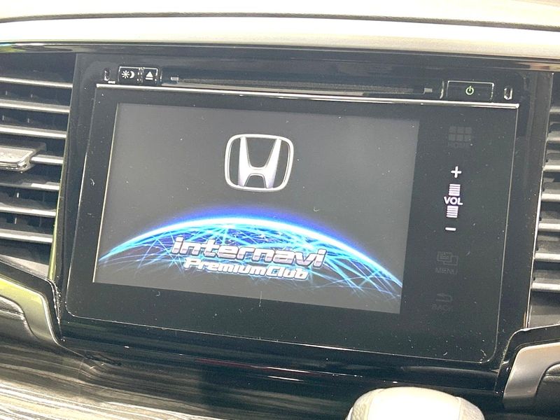 2016 Honda Odyssey DBA-RC1 (UW-6aa7676e3b94d)[4]