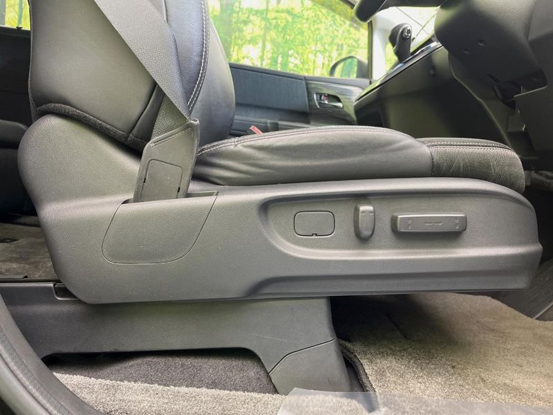 2016 Honda Odyssey DBA-RC1 (UW-6aa7676e72641)[21]